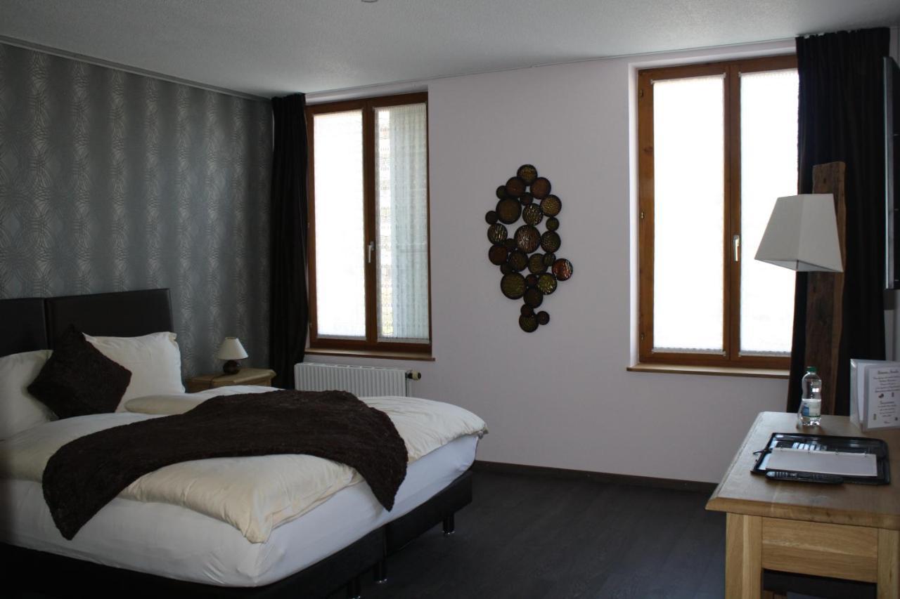 Hotel De La Gare Monthey Eksteriør billede