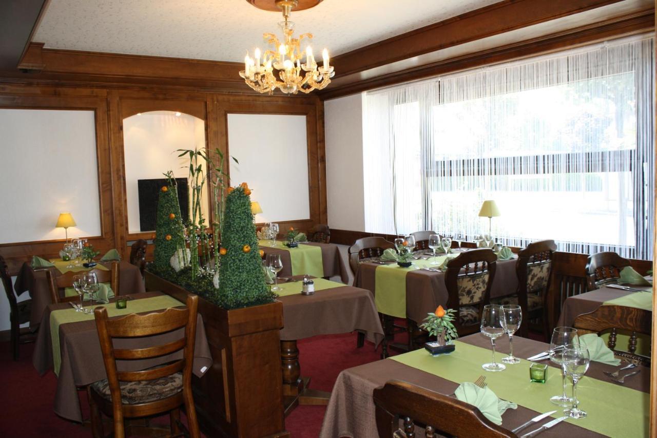 Hotel De La Gare Monthey Eksteriør billede