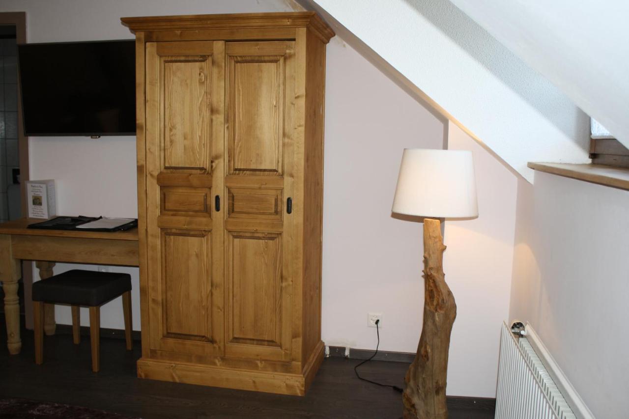Hotel De La Gare Monthey Eksteriør billede