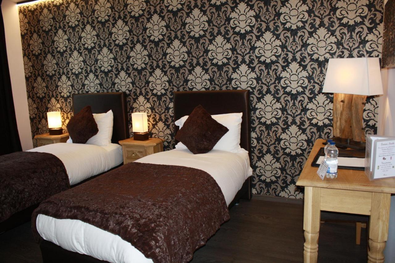 Hotel De La Gare Monthey Eksteriør billede