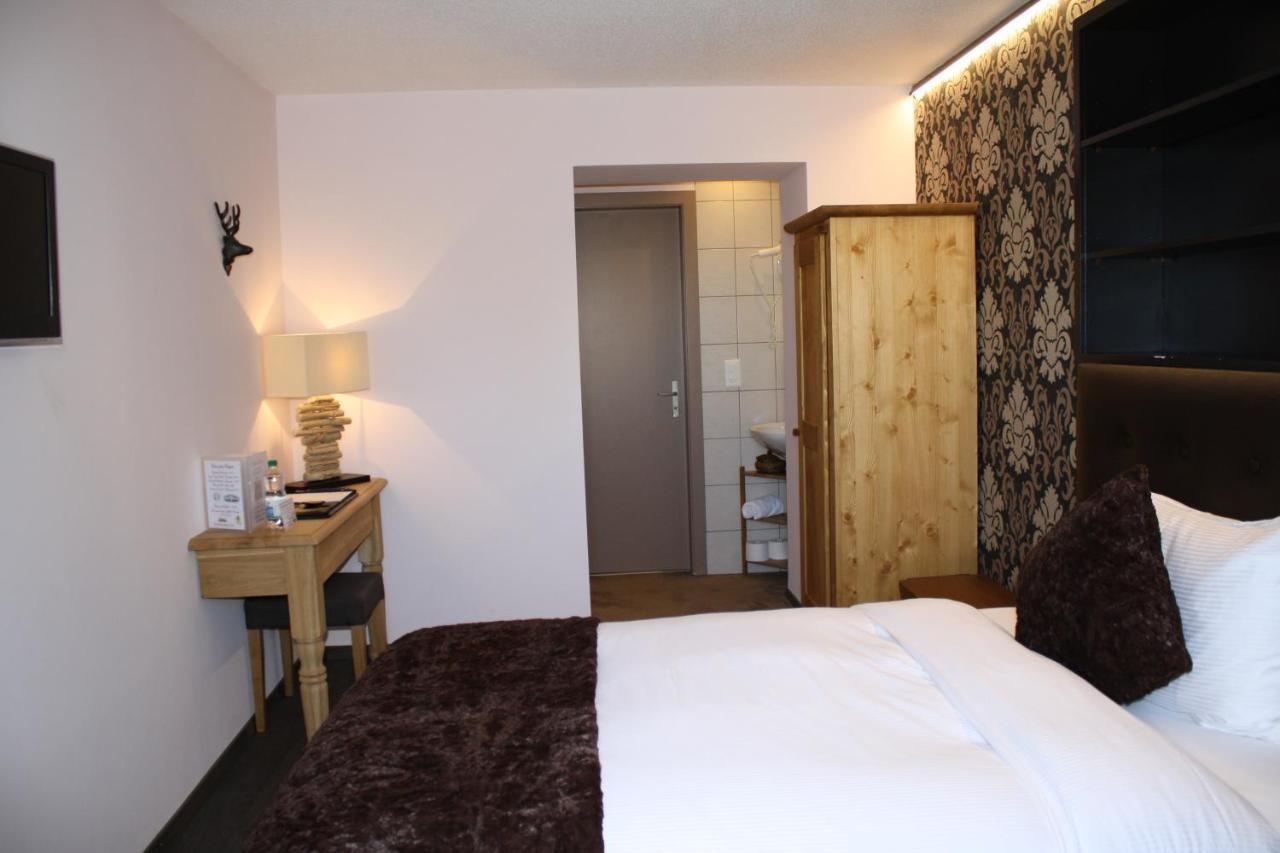 Hotel De La Gare Monthey Eksteriør billede