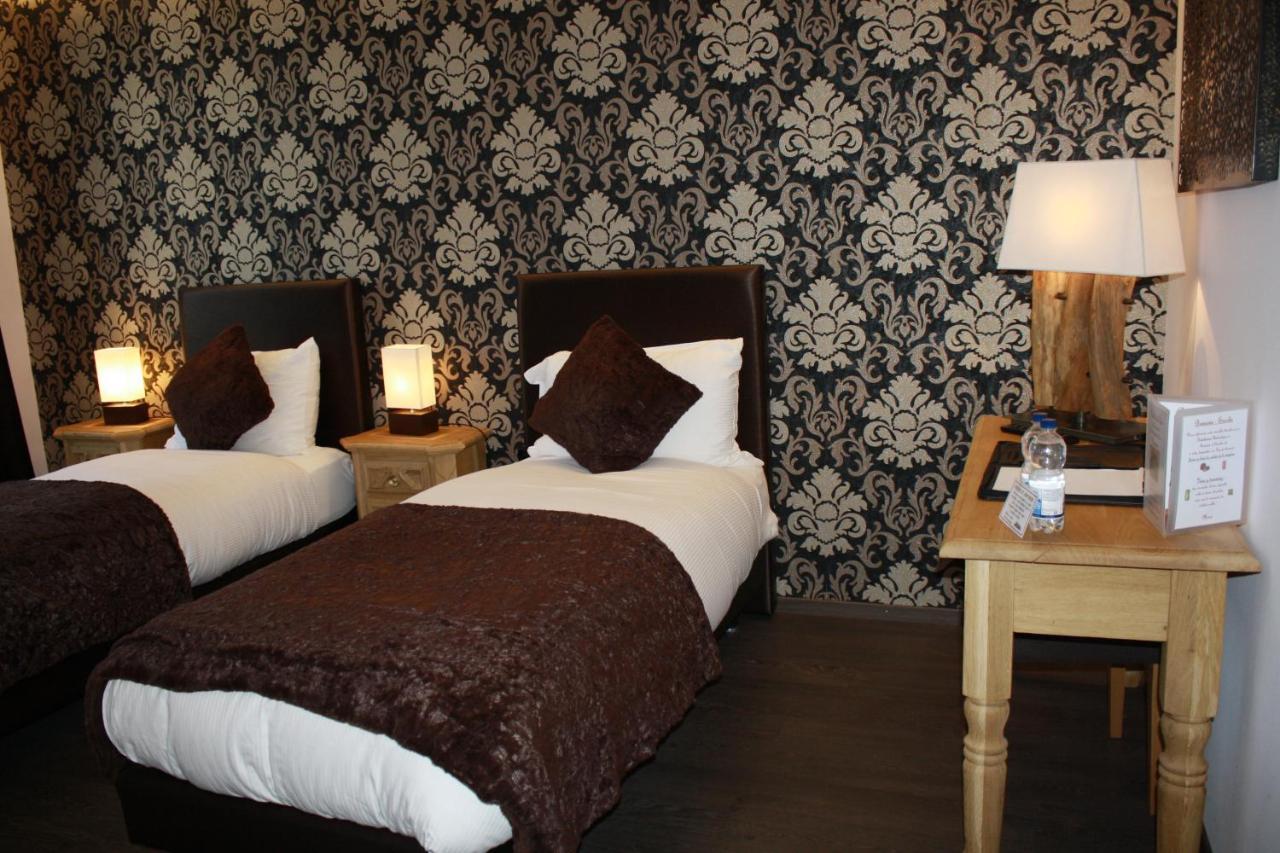 Hotel De La Gare Monthey Eksteriør billede