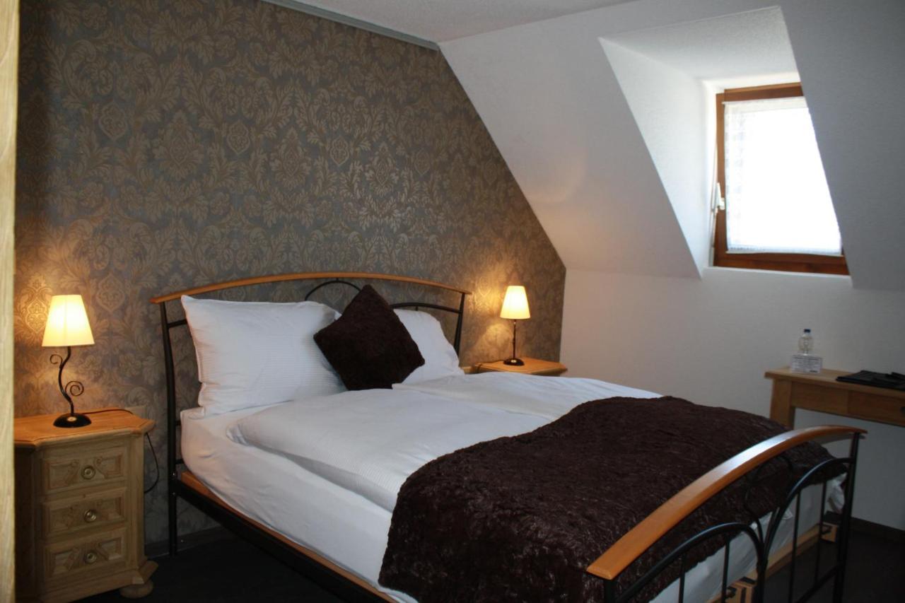 Hotel De La Gare Monthey Eksteriør billede