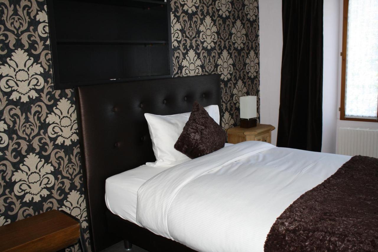 Hotel De La Gare Monthey Eksteriør billede
